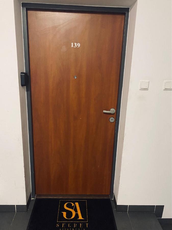 Secret Apartments Chelmska 55M2 วอร์ซอ ภายนอก รูปภาพ