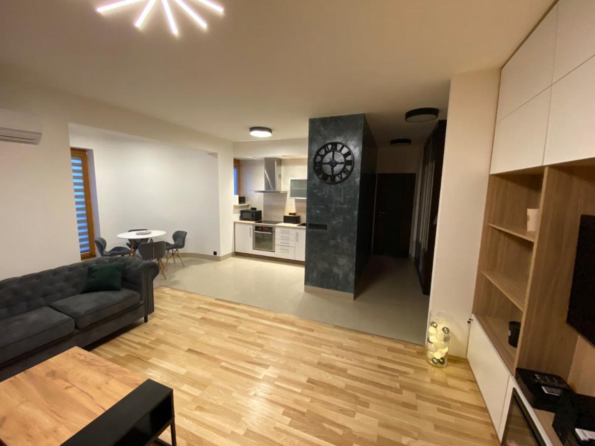 Secret Apartments Chelmska 55M2 วอร์ซอ ภายนอก รูปภาพ